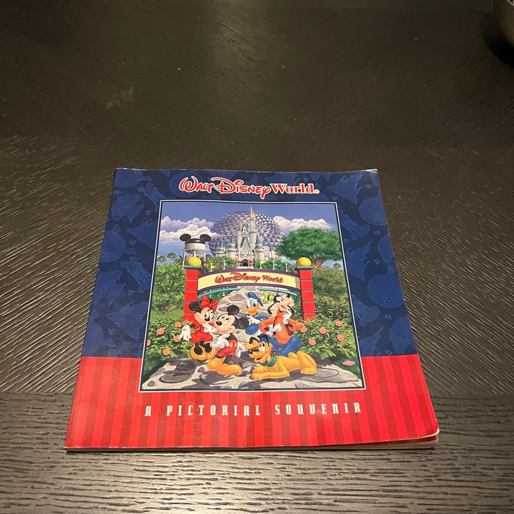 Walt Disney World pictorial souvenir book